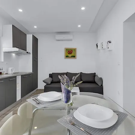 Sunny Garden Ana Apartment Makarska